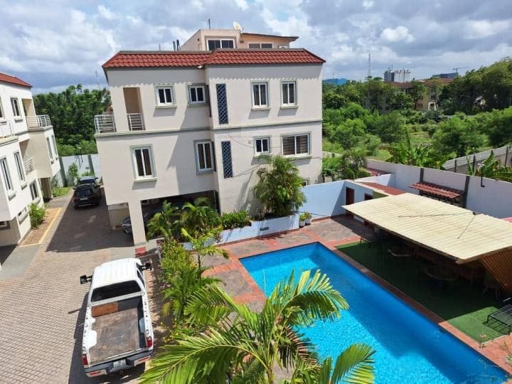 4 bedroom furnished townhouse for rent at Ridge - 4 bedroom House in Ridge - Rent