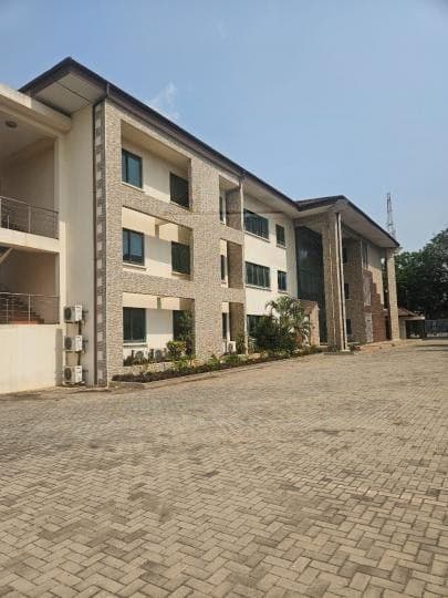 Office for rent at Ridge - 1 bedroom Commercial in Ridge - Rent