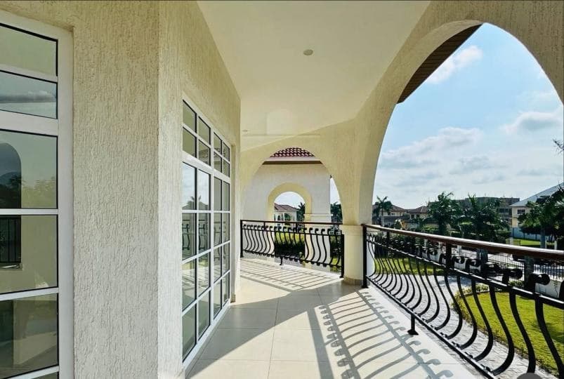 5 bedroom house for sale at Trasacco East Legon - 5 bedroom House in Trasacco East Legon - Sale