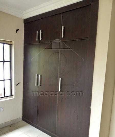4 bedroom house for sale at Osu - 4 bedroom House in Osu - Sale