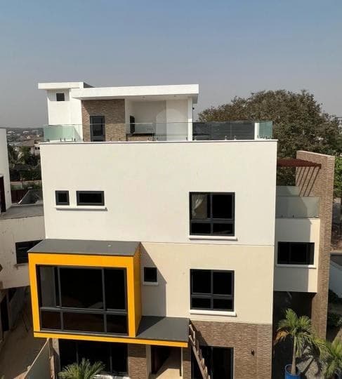 3 bedroom furnished townhouse for sale at Dzorwulu - 3 bedroom House in Dzorwulu - Sale