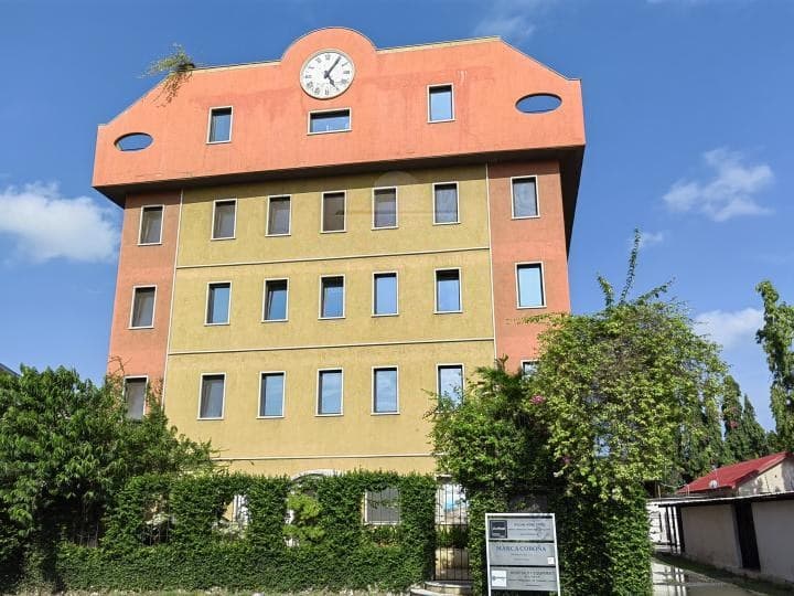 12 bedroom furnished house for sale at Airport Area - 12 bedroom House in Airport Area - Sale