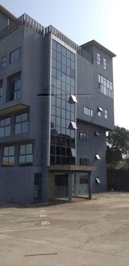 Commercial space for rent at Kanda, Accra, Ghana - Commercial in Kanda, Accra, Ghana - Rent