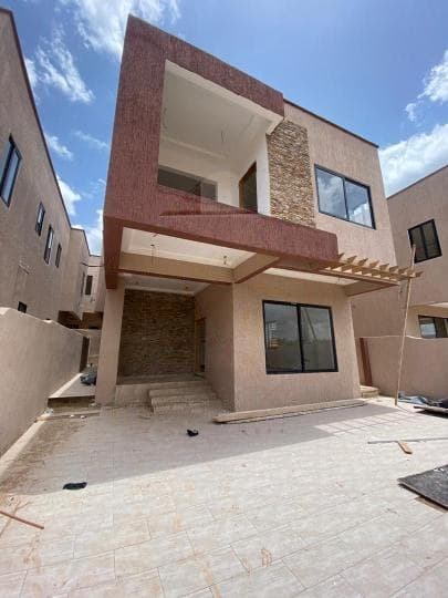 3 bedroom townhouse for sale at Oyarifa - 3 bedroom House in Oyarifa - Sale