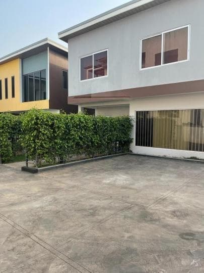 4 bedroom townhouse for sale at Oyarifa Rd - 4 bedroom House in Oyarifa Rd - Sale