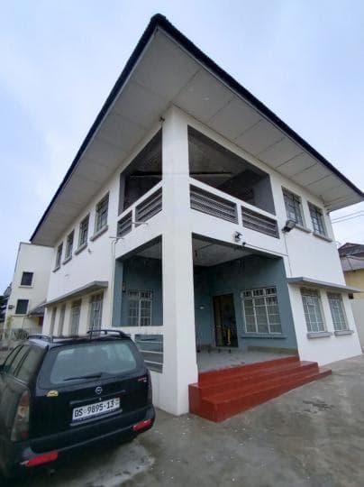 Office for rent at Adabraka - Commercial in Adabraka - Rent