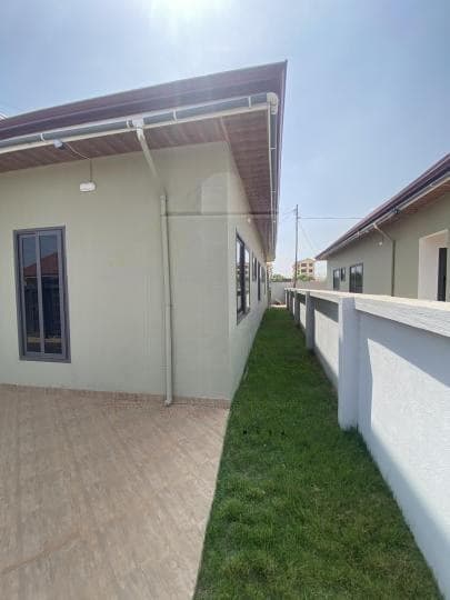 2 bedroom townhouse for sale at Tema Community 25 - 2 bedroom House in Tema Community 25 - Sale