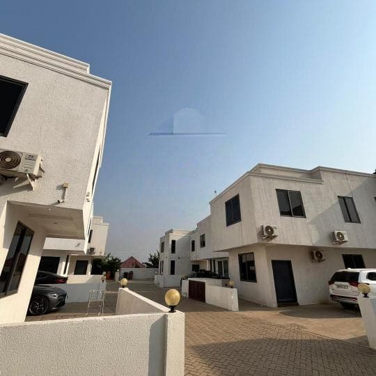 3 bedroom furnished townhouse for rent at East Legon, School Jun - 3 bedroom House in East Legon, School Jun - Rent