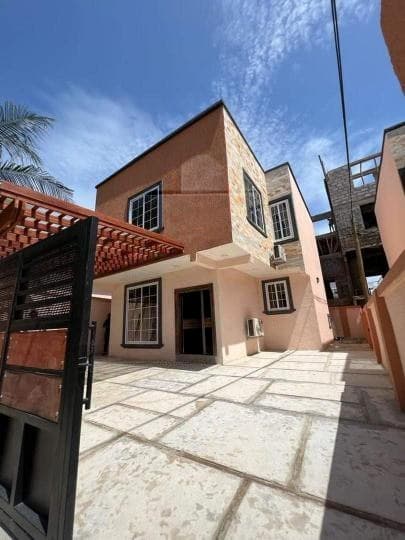 3 bedroom furnished townhouse for sale at East Airport - 3 bedroom House in East Airport - Sale