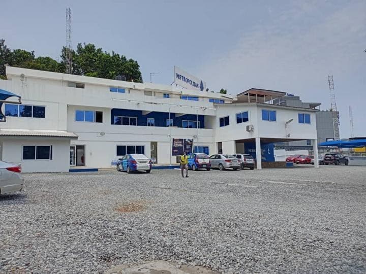 Office for rent at North Ridge -Whole Building - Commercial in North Ridge -Whole Building - Rent