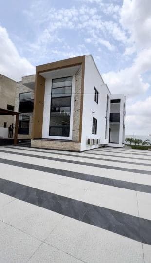 4 bedroom house for sale at Eastlegon - 4 bedroom House in Eastlegon - Sale