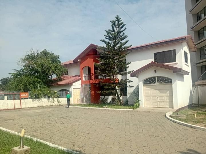 Office for rent at Cantonment - 5 bedroom Commercial in Cantonment - Rent
