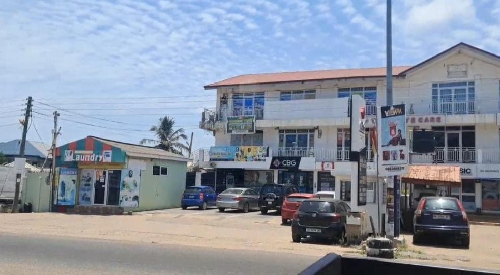 23 room shop for sale at Dansoman - 23 bedroom Commercial in Dansoman - Sale
