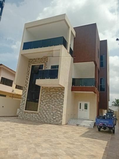 5 bedroom house for rent at East Legon - 5 bedroom House in East Legon - Rent