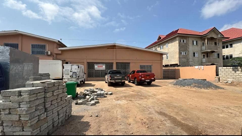 Warehouse for rent at Spintex Road Accra Ghana - Commercial in Spintex Road Accra Ghana - Rent