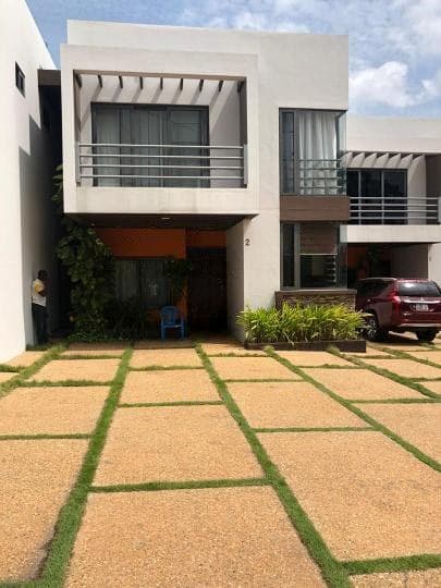 3 bedroom furnished townhouse for rent at Kanda - 3 bedroom House in Kanda - Rent