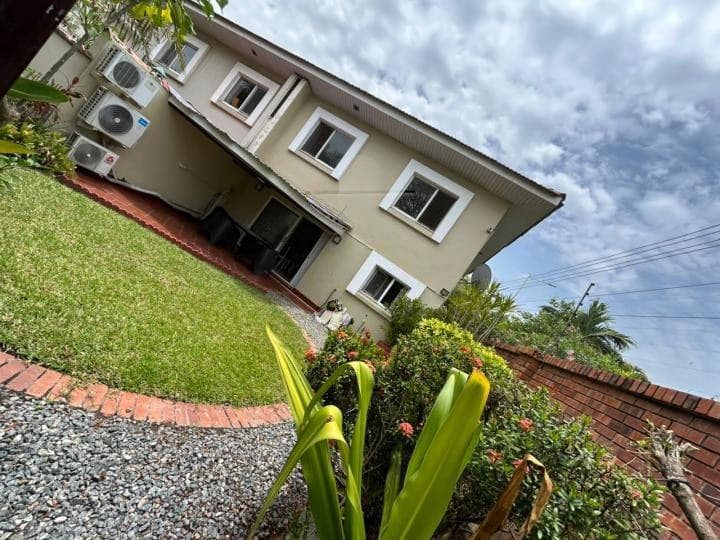 3 bedroom furnished townhouse for rent at Ridge - 3 bedroom House in Ridge - Rent