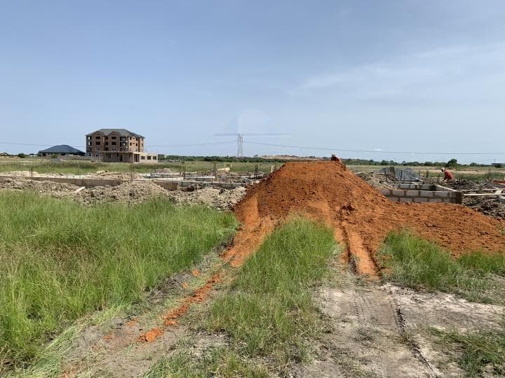 Residential serviced land for sale at community 25 near DEVTRACO - Land in community 25 near DEVTRACO - Sale