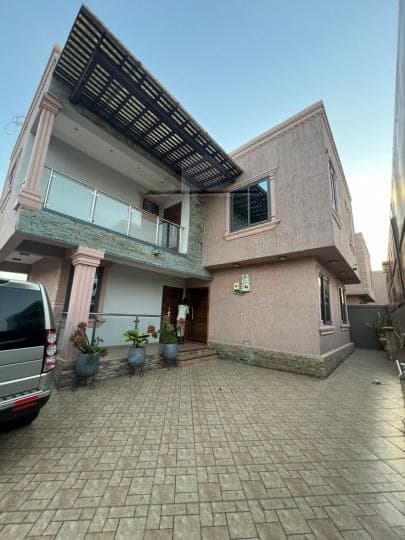 4 bedroom townhouse for rent at Tesano - 4 bedroom House in Tesano - Rent