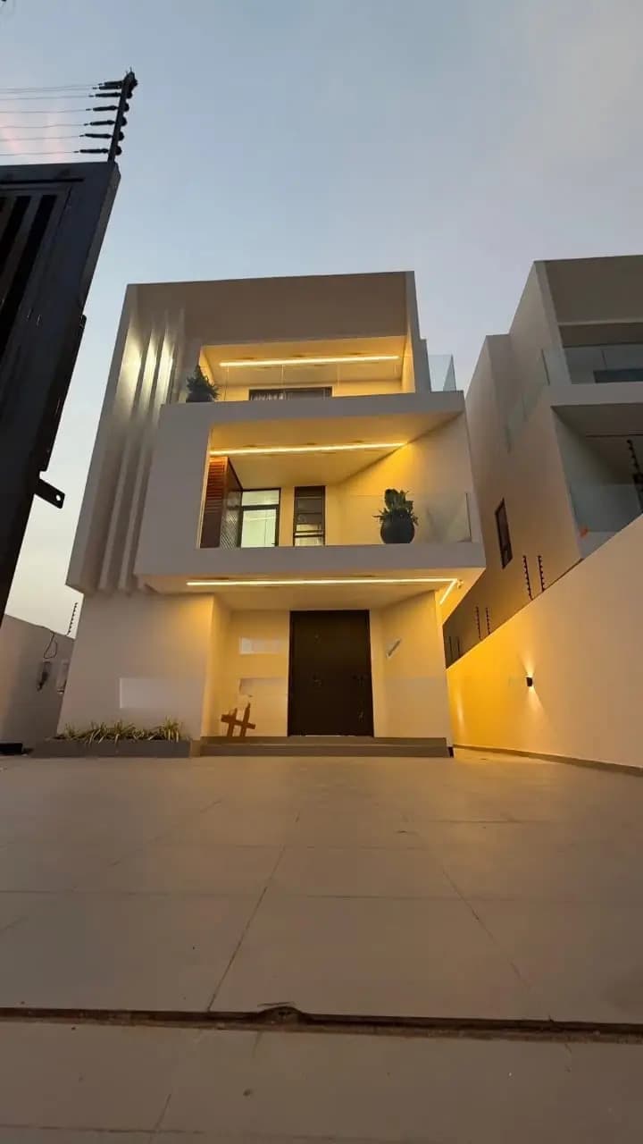 Furnished 4bdrm Duplex in East Legon for sale - 4 bedroom House in Greater Accra, East Legon - Sale