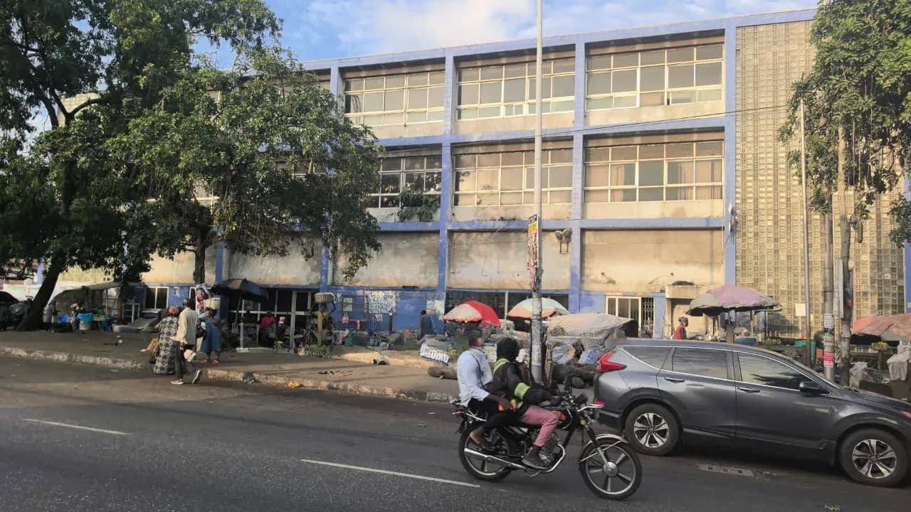 Adabraka 0.27 Acres Land for J.V Modern Offices - Commercial in Greater Accra, Adabraka, Adabraka Market - Sale