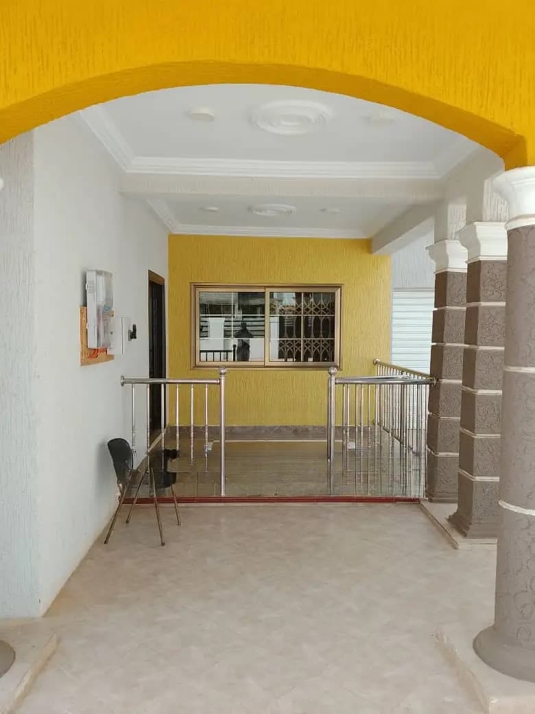 5bdrm House in E A Properties, Frafraha for sale - 5 bedroom House in Greater Accra, Adenta, Frafraha - Sale