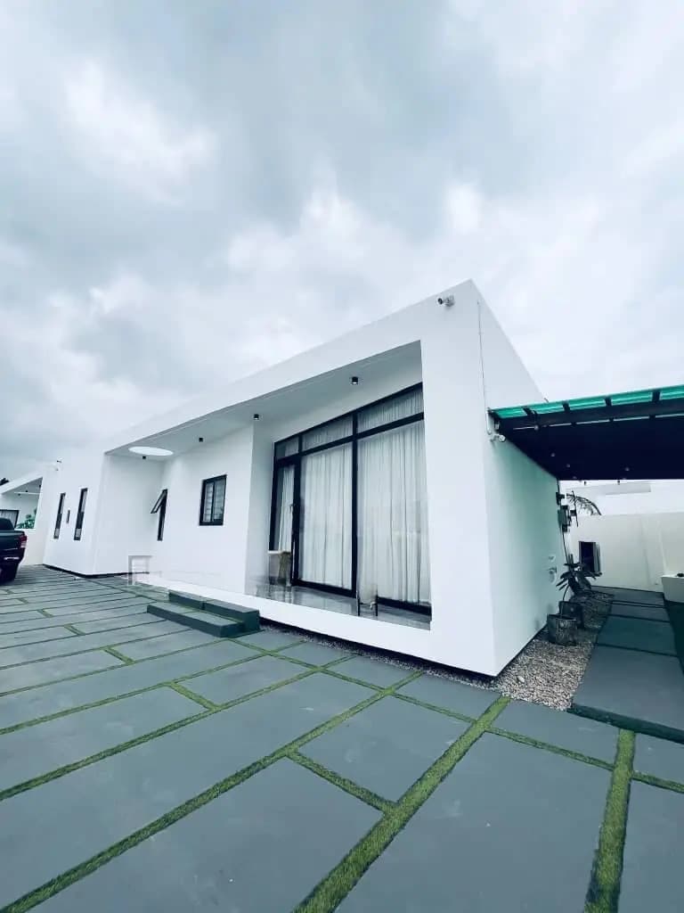 Furnished 2bdrm House in Ashaley Botwe for sale - 2 bedroom House in Greater Accra, Ashaley Botwe - Sale