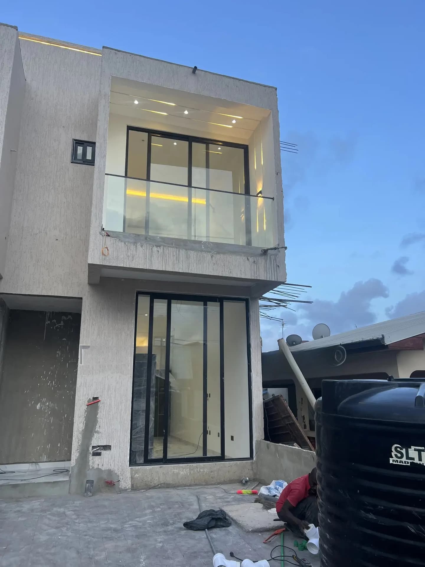 3bdrm House in Crystal Park, East Legon for sale - 3 bedroom House in Greater Accra, East Legon - Sale