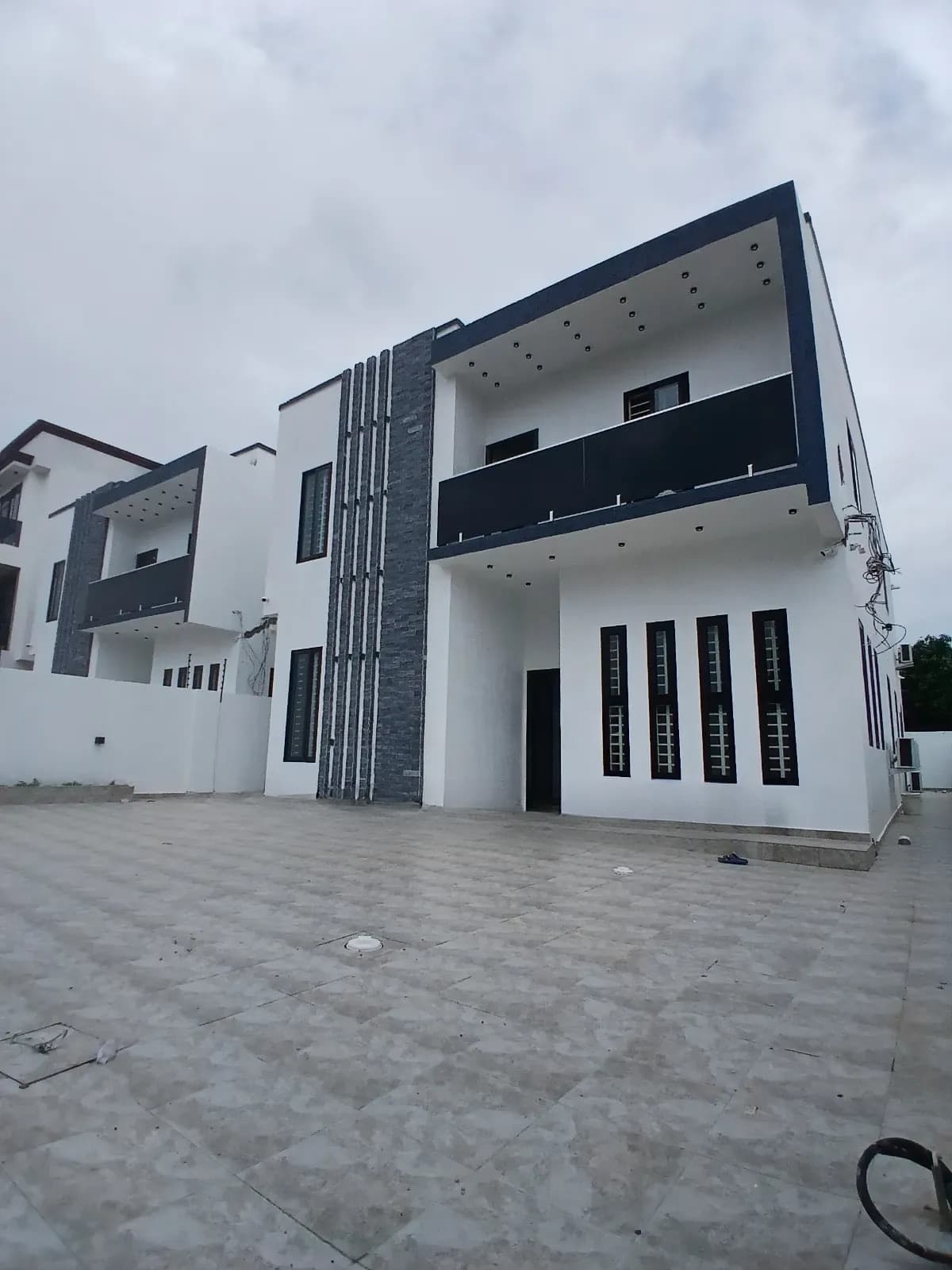 4bdrm House in East Legon Ogbojo, American House for sale - 4 bedroom House in Greater Accra, East Legon, American House - Sale