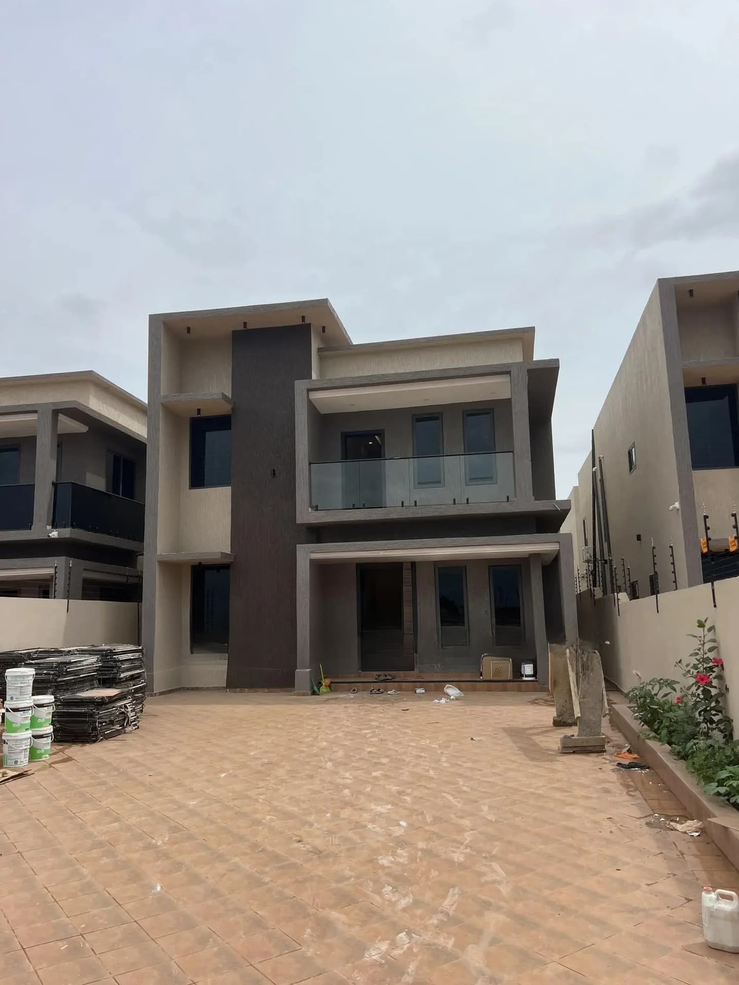 4bdrm Duplex in East Legon Hills - for sale - 4 bedroom House in Greater Accra, Ga East Municipal - Sale