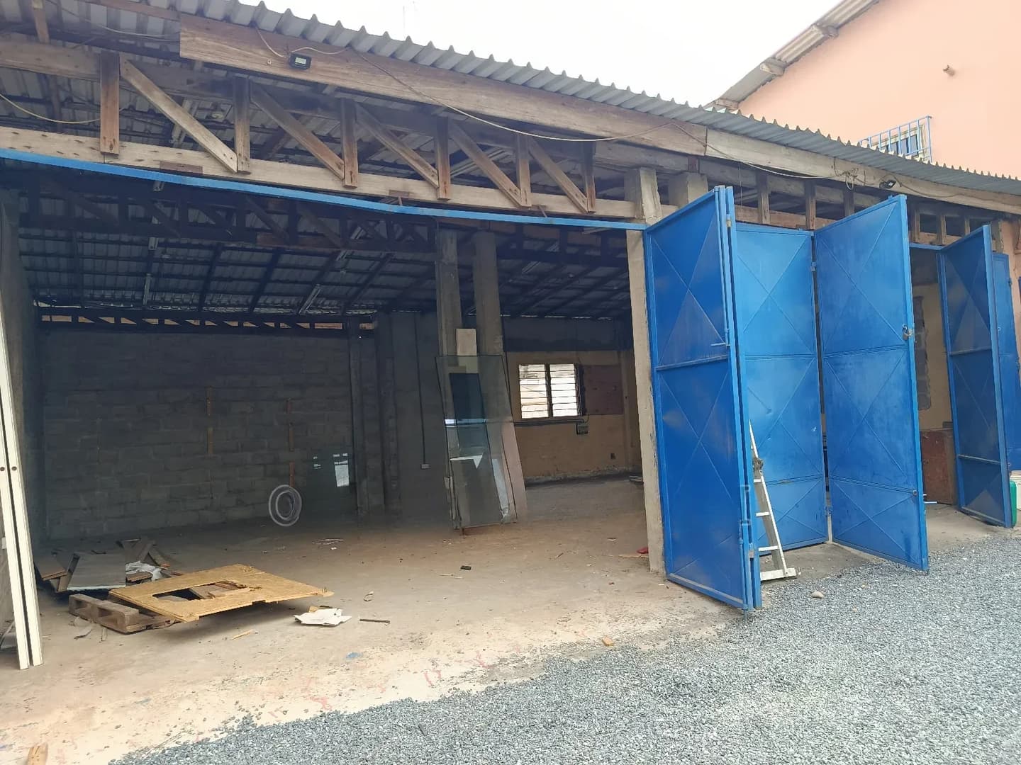 Warehouse for Rent of Approximately 87 M2, Even Partially - Commercial in Greater Accra, East Legon - Rent