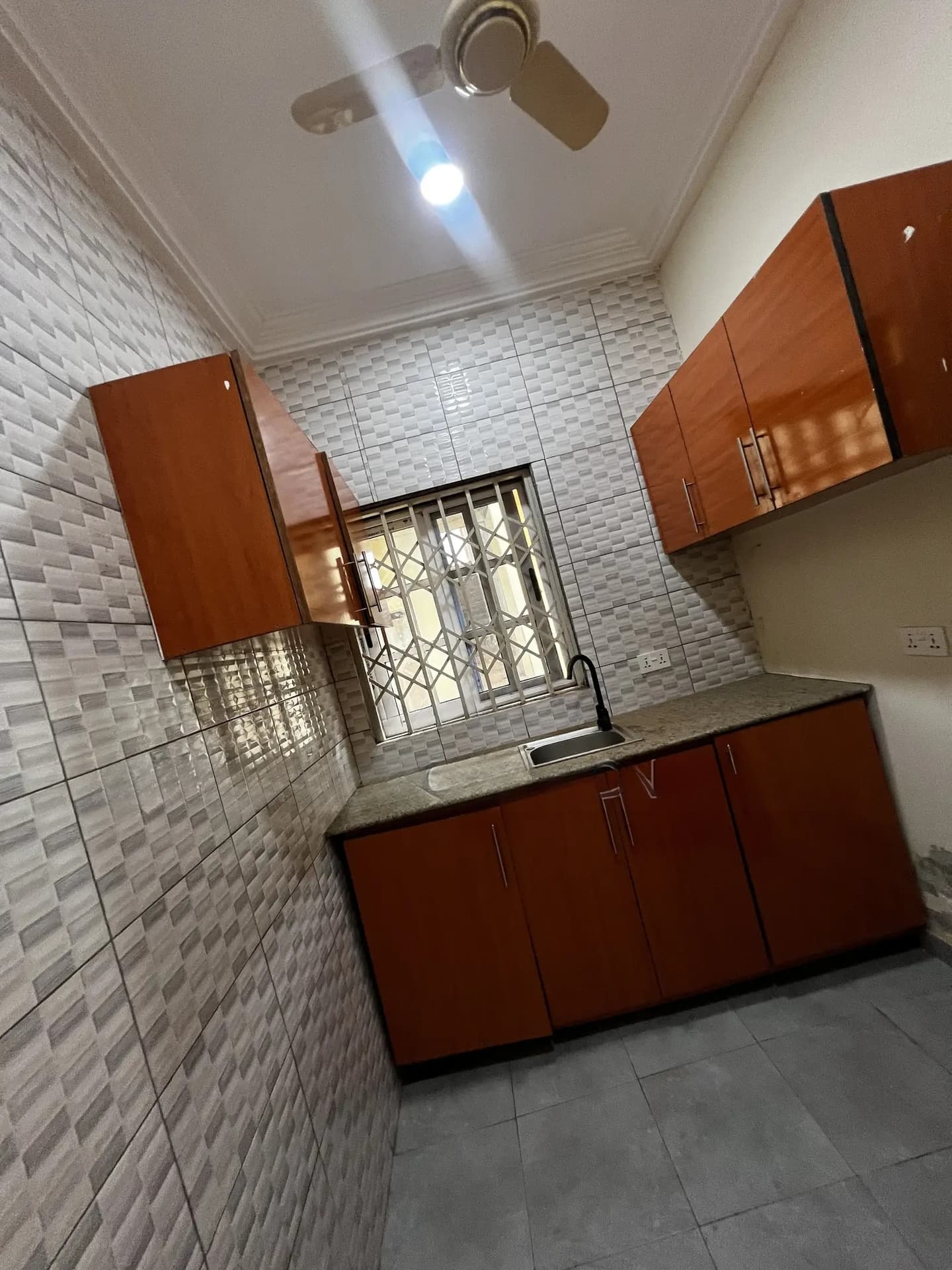 1bdrm Apartment in Lakeside, Ashaley Botwe for rent - 1 bedroom Apartment in Greater Accra, Ashaley Botwe - Rent