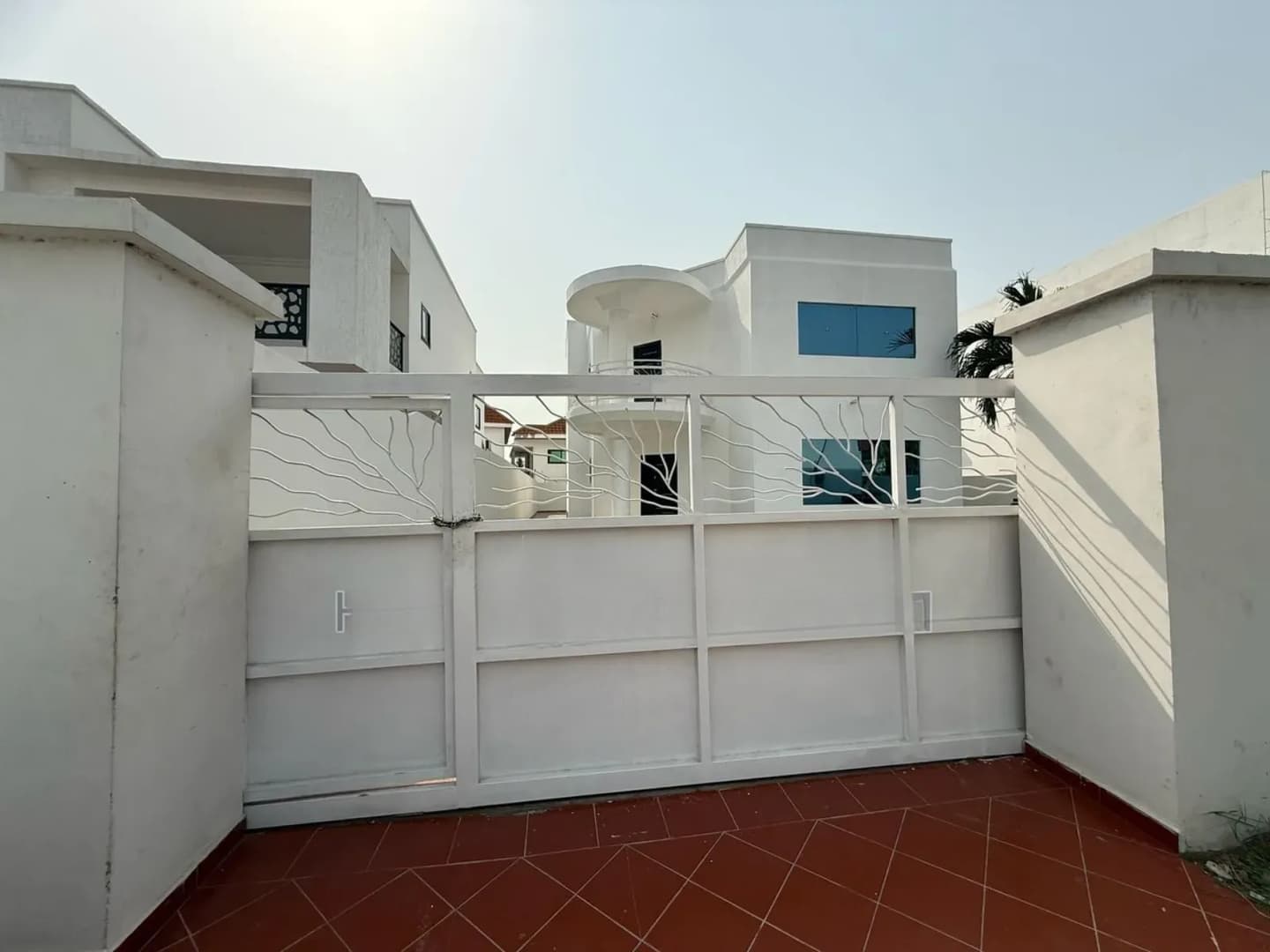 Contemporary Self Compound for Sale - House in Greater Accra, Dworwulu - Sale