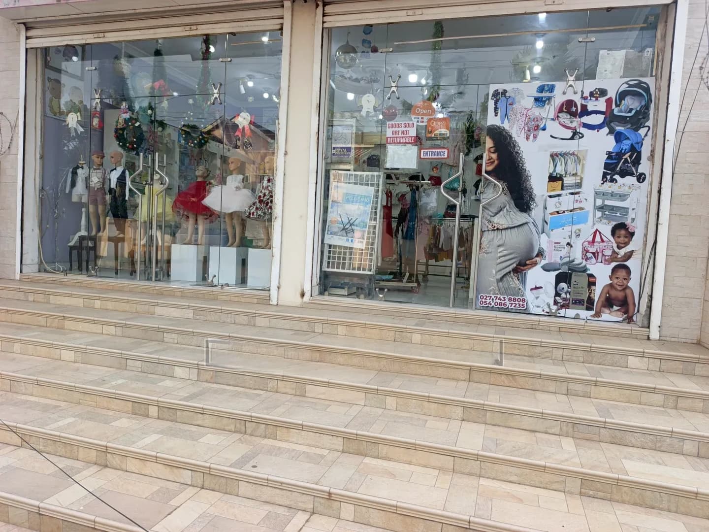 2 In 1 Shop Spintex 18 Junction, - Commercial in Greater Accra, Tema Metropolitan - Rent