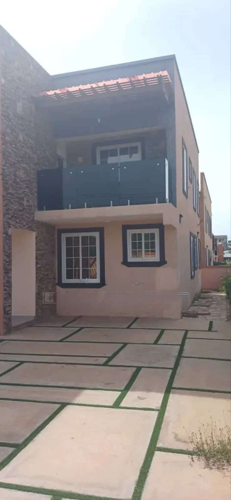 4bdrm Duplex in Airport Residential Area for rent - 4 bedroom House in Greater Accra, Airport Residential Area - Rent
