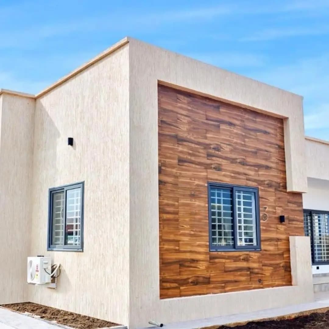 3bdrm House in Charclem Ventures, Accra Metropolitan for sale - 3 bedroom House in Greater Accra, Accra Metropolitan - Sale