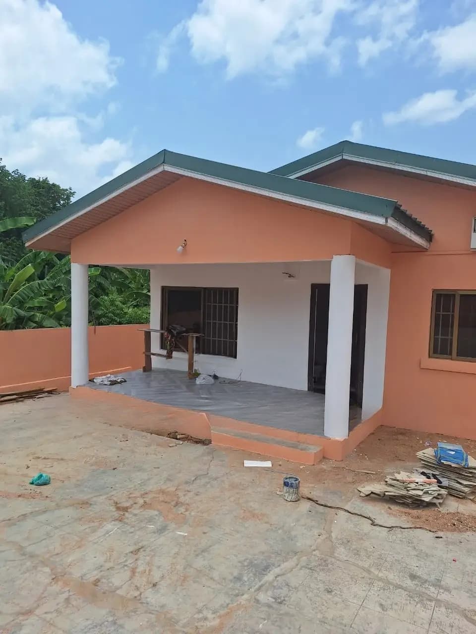 3bdrm House in Ashomang Estate for sale - 3 bedroom House in Greater Accra, Ashomang Estate - Sale