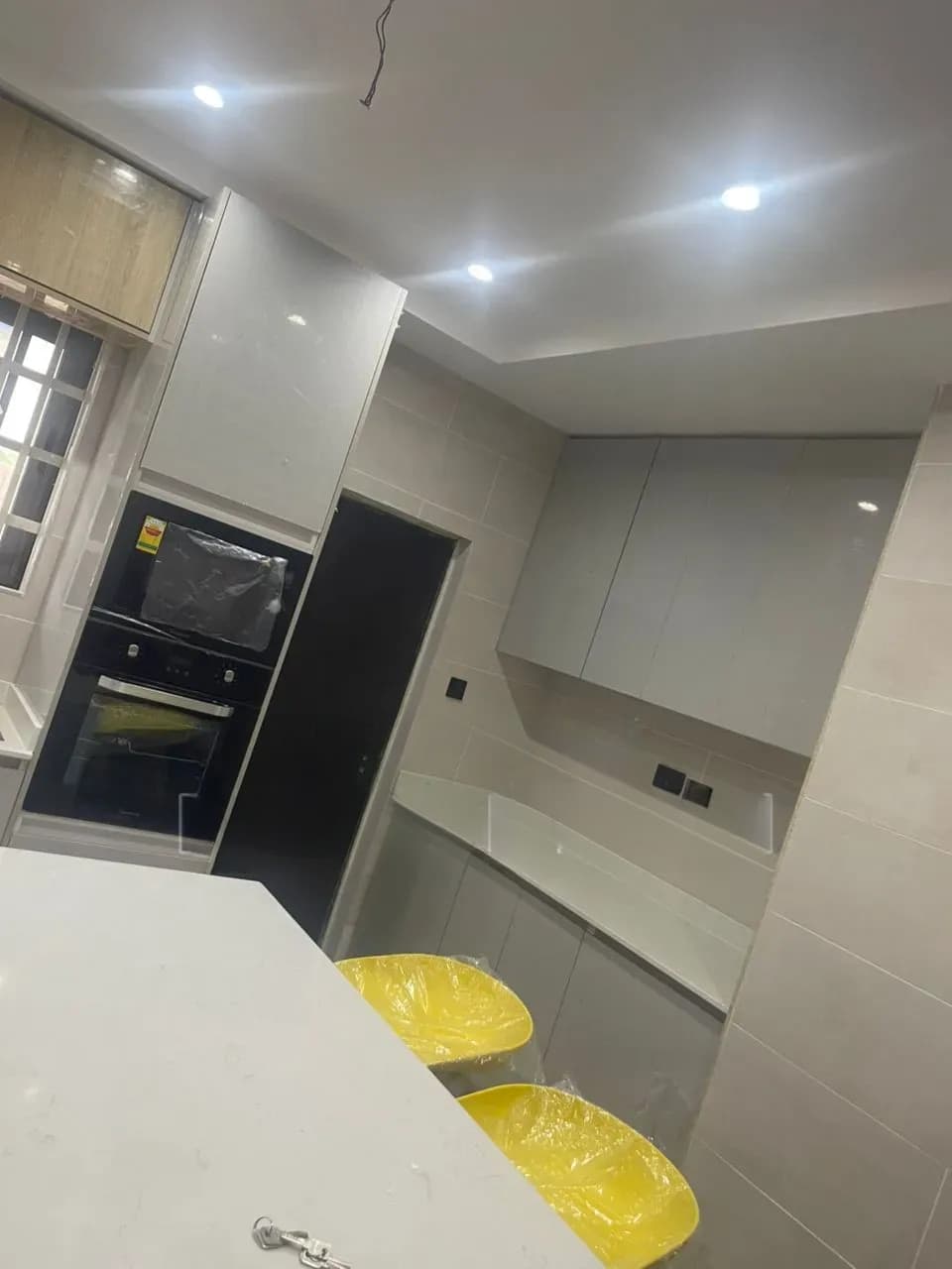 3bdrm House in Papase, Awutu Senya East Municipal for sale - 3 bedroom House in Central Region, Awutu Senya East Municipal - Sale