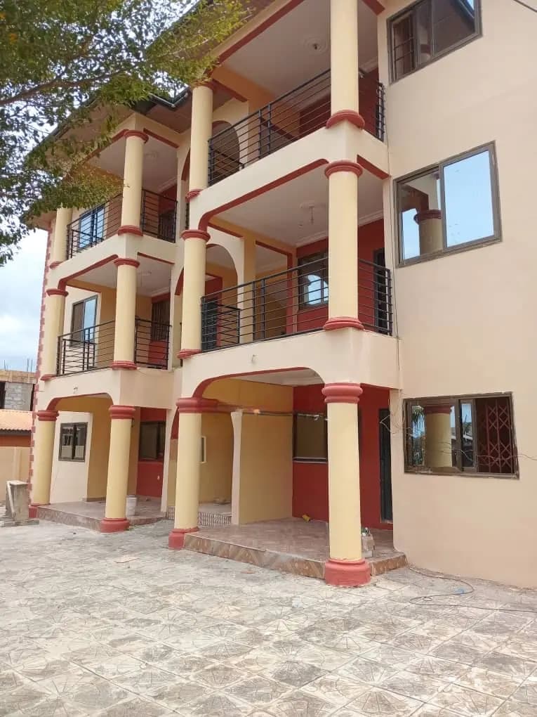 2bdrm Apartment in Amanfrom, Pokuase for rent - 2 bedroom Apartment in Greater Accra, Pokuase - Rent