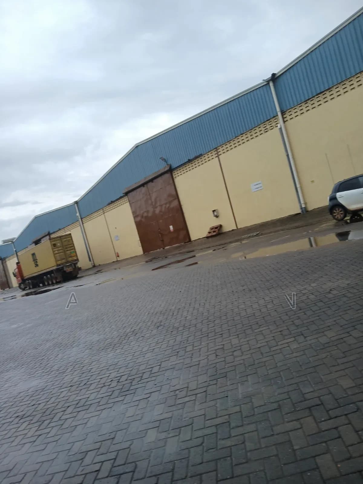 Warehouse for Rent Tema - Commercial in Greater Accra, Accra Metropolitan - Rent