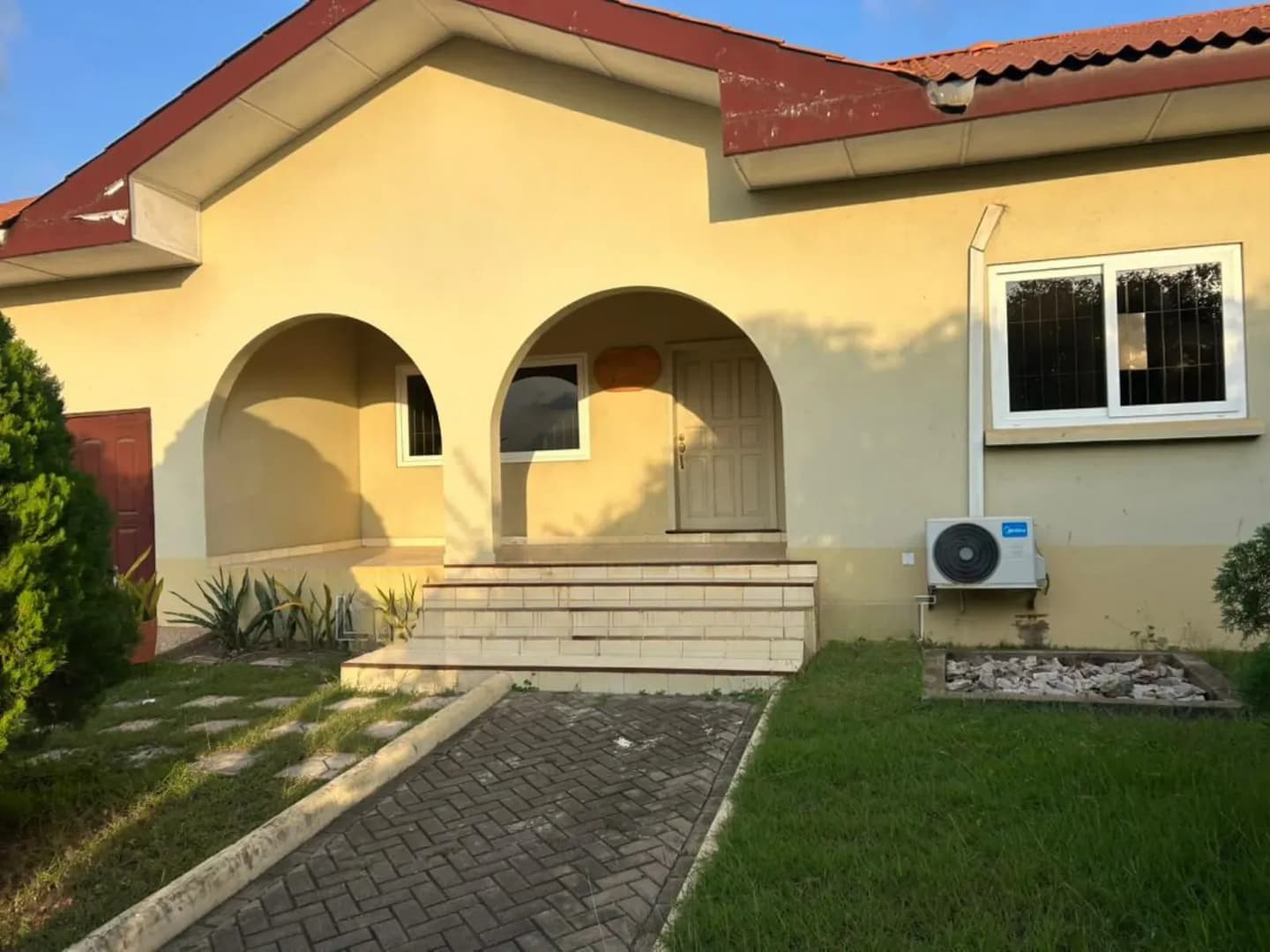 3bdrm House in Lesmon Investment, Community 25 for rent - 3 bedroom House in Greater Accra, Tema Metropolitan, Community 25 - Rent