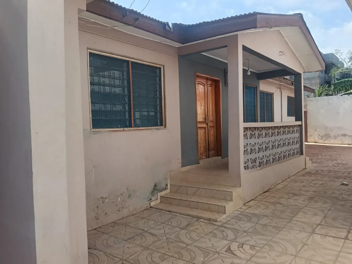3bdrm Apartment in Barrier for rent - 3 bedroom Apartment in Greater Accra, Adenta, Barrier / Adenta - Rent