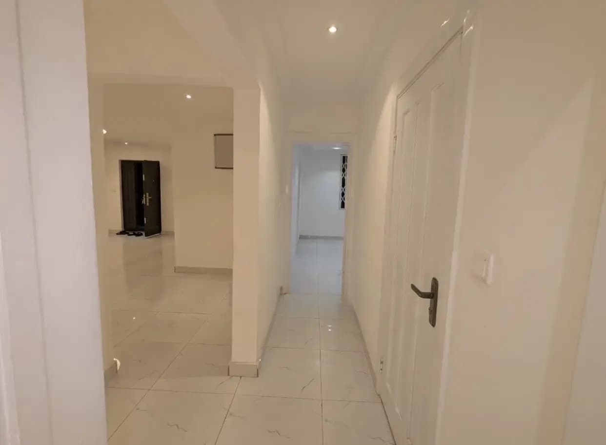 3bdrm Apartment in Lindsay Garden, Mile 7 for rent - 3 bedroom Apartment in Greater Accra, Achimota, Mile 7 - Rent