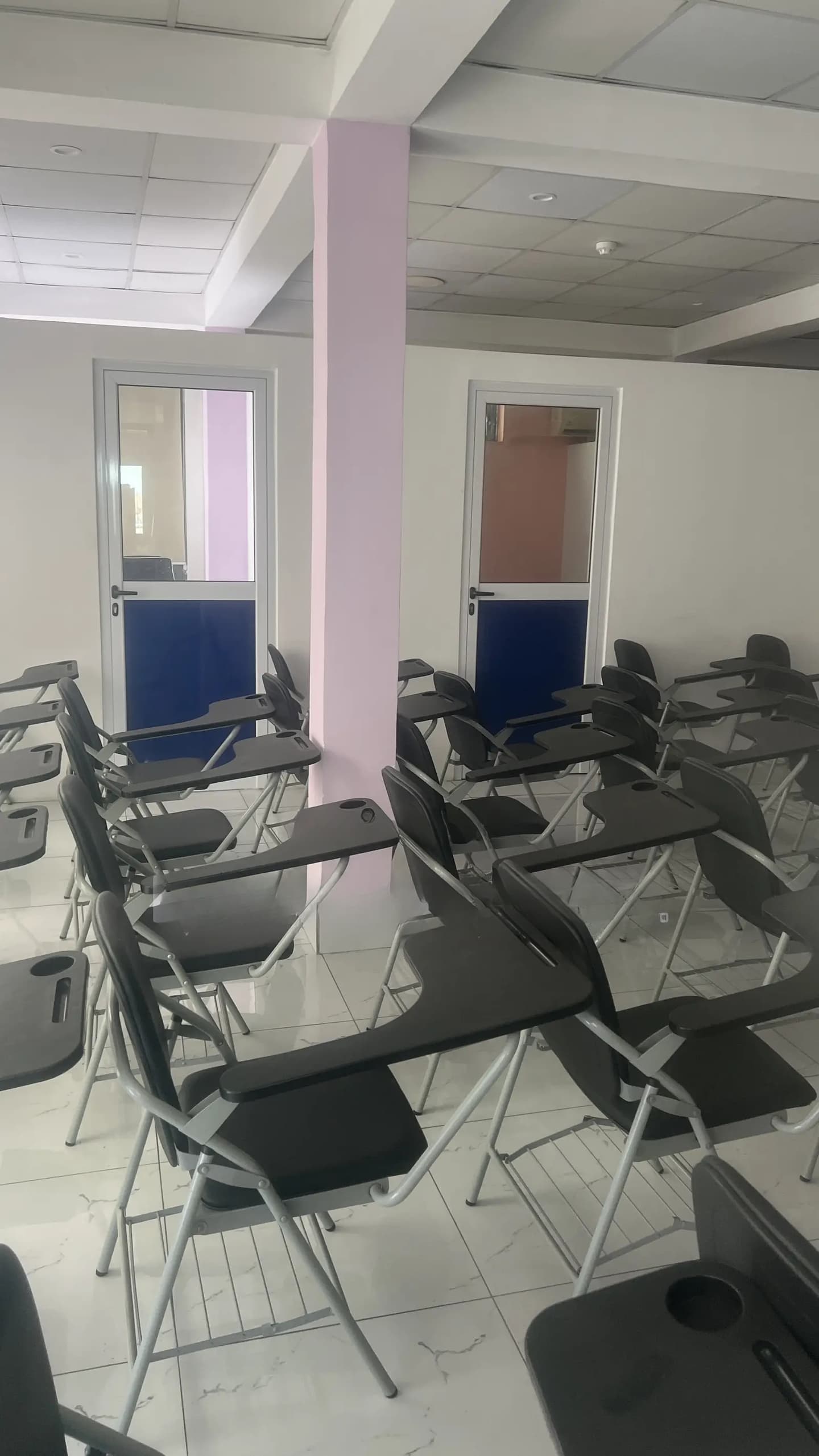 Furnished Office Space - Commercial in Greater Accra, Dansoman, 19/05 - Rent