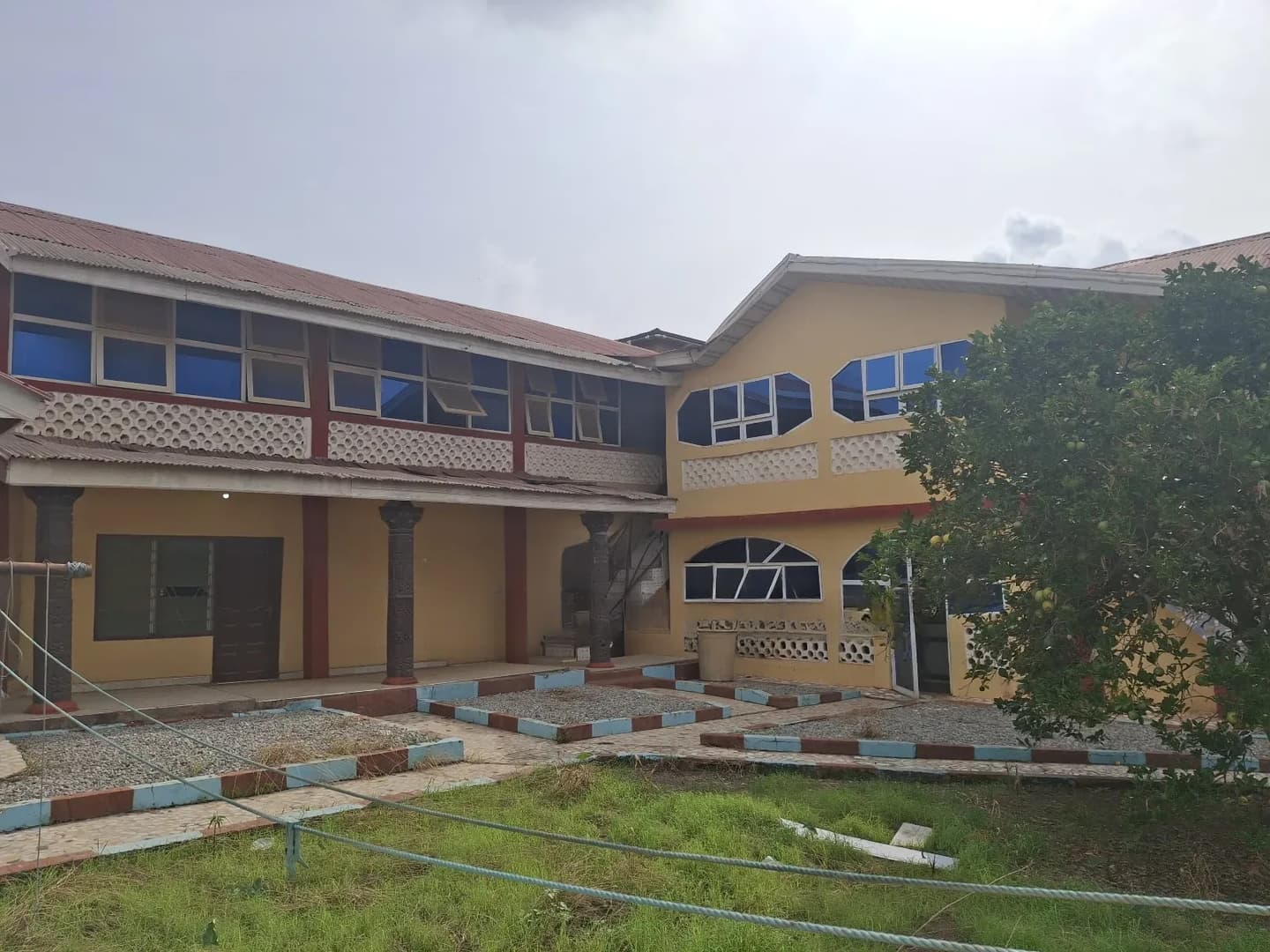 Furnished 7bdrm Apartment in B2 Properties Agency, Kumasi Metropolitan - 7 bedroom Apartment in Ashanti, Kumasi Metropolitan - Sale