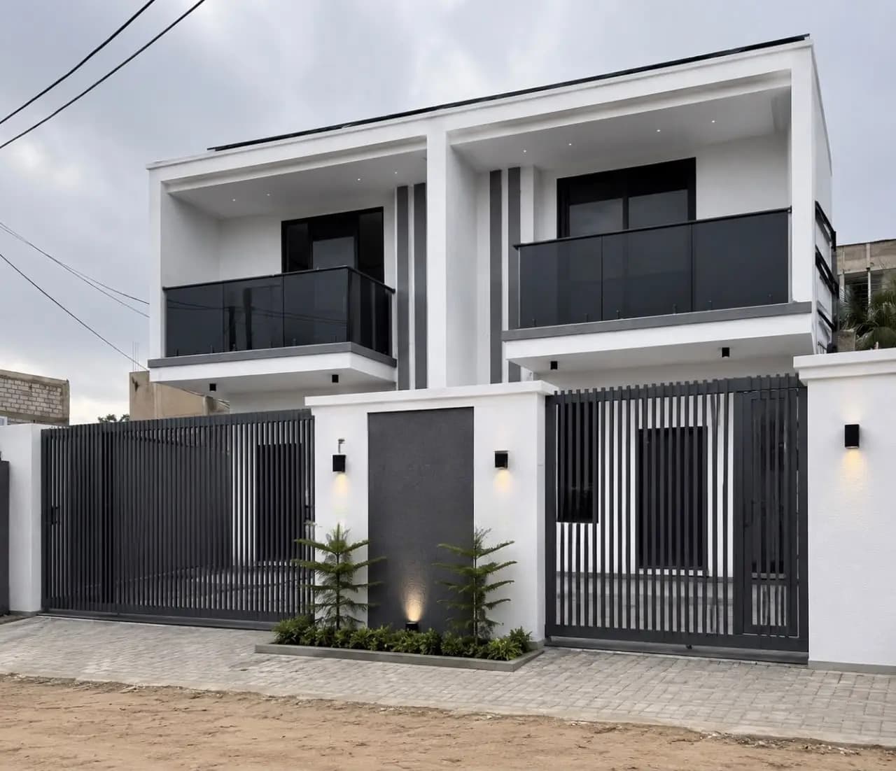 3bdrm House in Lakeside, East Legon for sale - 3 bedroom House in Greater Accra, East Legon - Sale