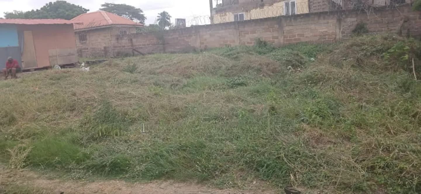 1 Plot of Land for Sale at Tema Comm 11 - Land in Greater Accra, Tema Metropolitan - Sale