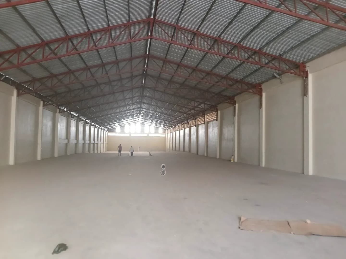 Spacious Warehouse 2000 SQM at Kaase Industrial Area Kumasi - Commercial in Ashanti, Kumasi Metropolitan - Rent