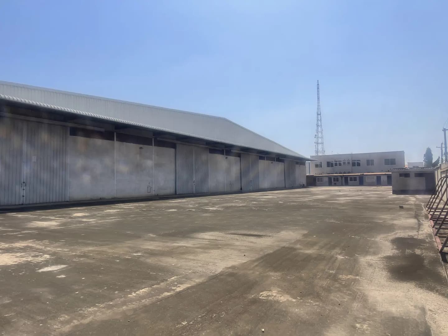 4000 SQM Warehouse on 5 Acers at Tema for Sale - Commercial in Greater Accra, Tema Metropolitan - Sale