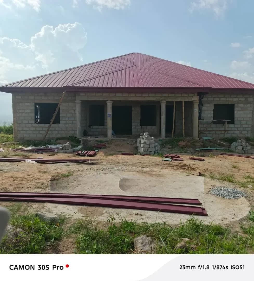 5bdrm House in Jesus Christ, Amasaman for sale - 5 bedroom House in Greater Accra, Ga West Municipal, Amasaman - Sale
